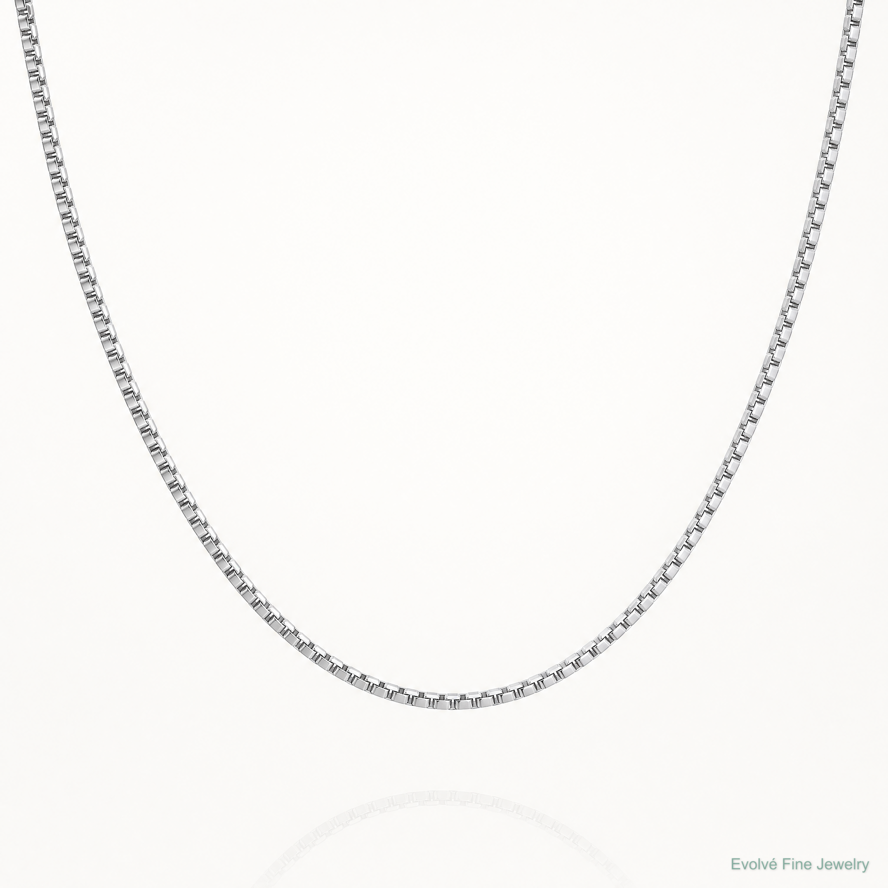 14k White Gold 1.05mm Box Chain - Lifestyle View