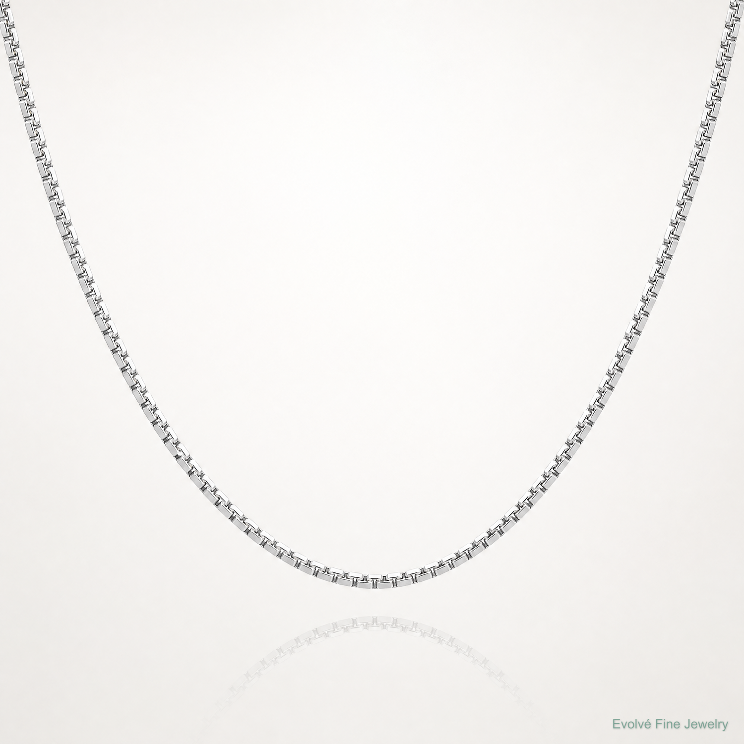 14k White Gold 1.3mm Box Chain - Lifestyle View