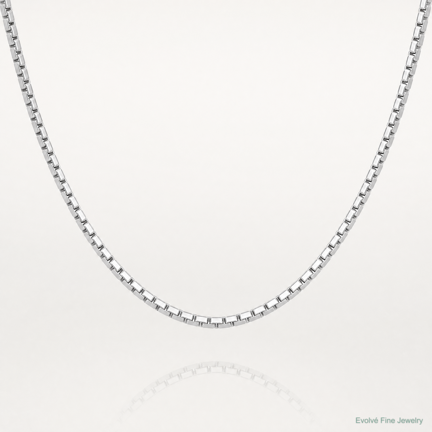 14k White Gold 1.5mm Box Chain - Lifestyle View