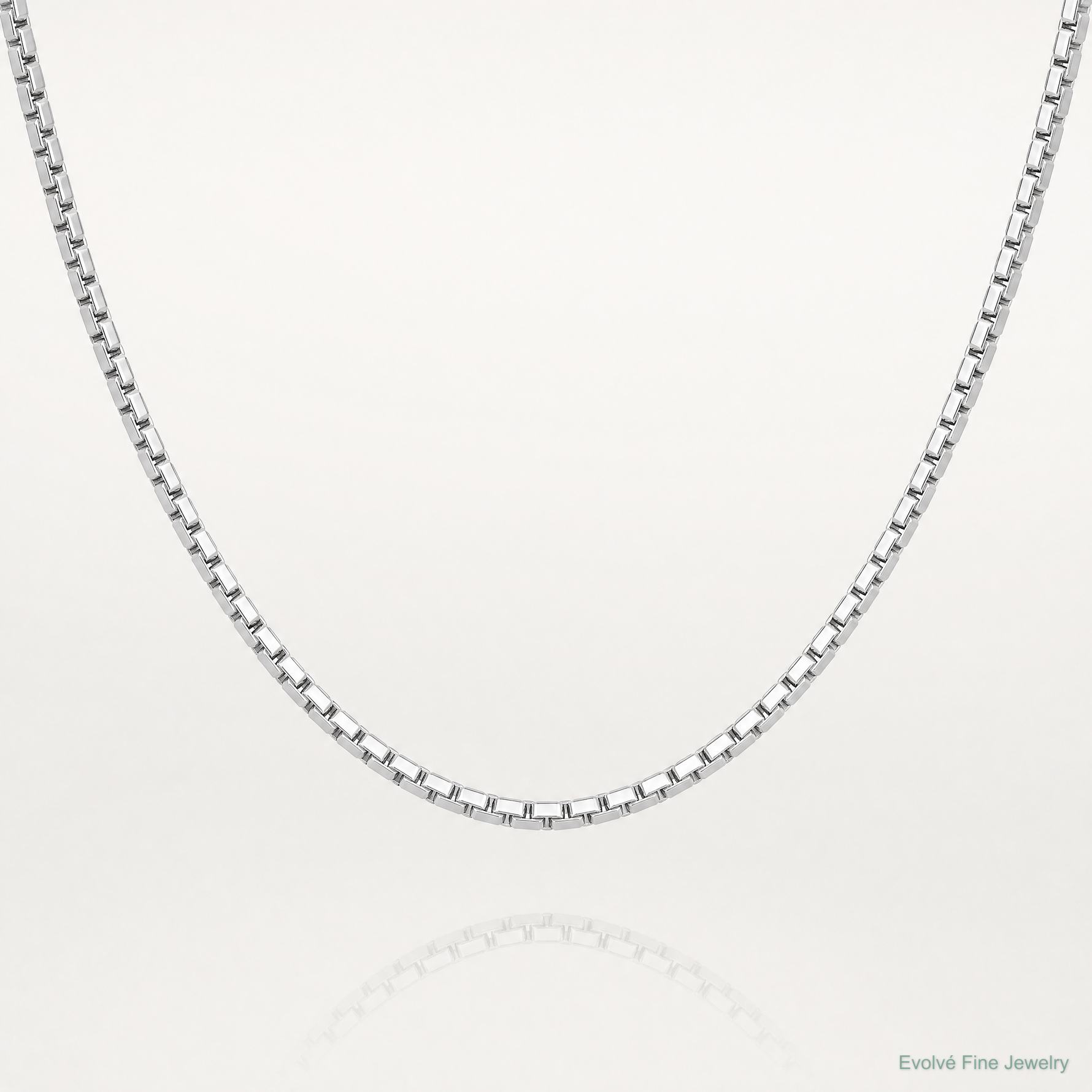 14k White Gold 1.5mm Box Chain - Lifestyle View