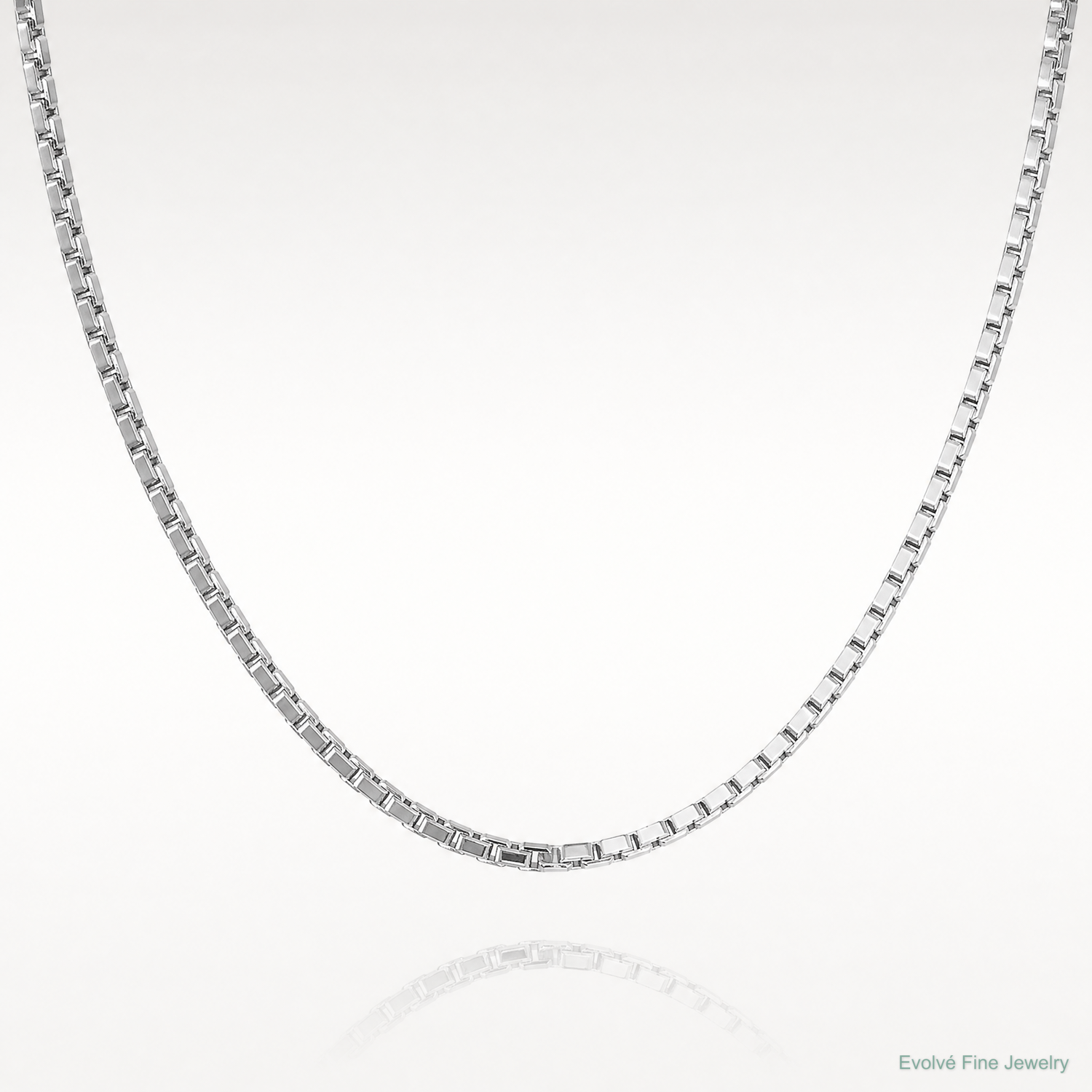 14k White Gold 1.9mm Box Chain - Lifestyle View