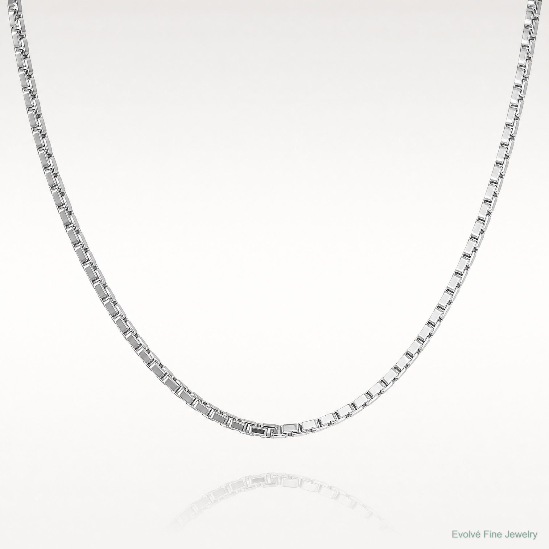 14k White Gold 1.9mm Box Chain - Lifestyle View