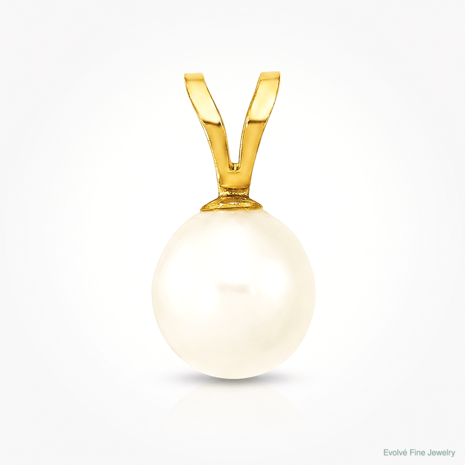 14K 6-7mm White Round Freshwater Cultured Pearl Pendant - Lifestyle View